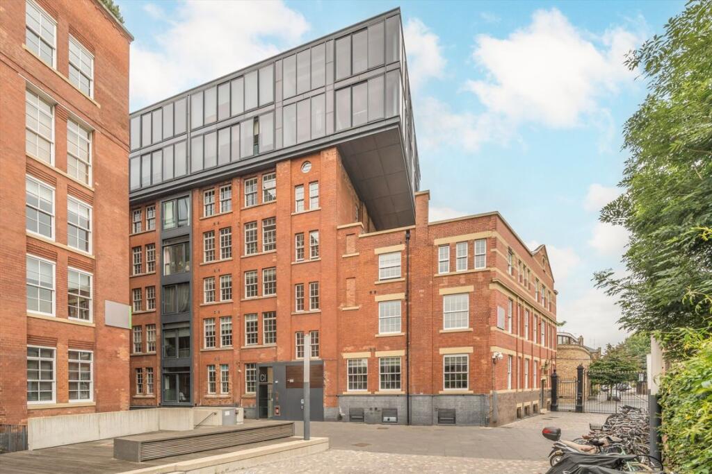 Main image of property: Green Walk, London Bridge
