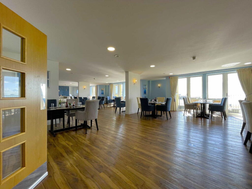 Apartment in Portsmouth - View 4