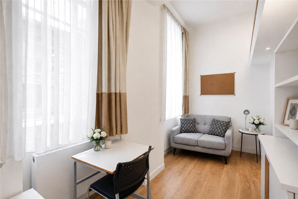 Apartment in London - View 5