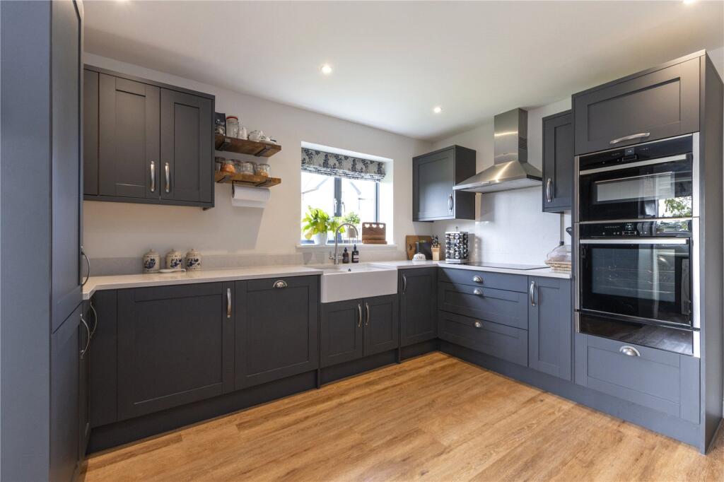 Additional image 4 of West Street, Templecombe, Somerset, BA8