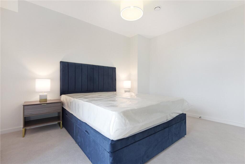 Apartment in London - View 2