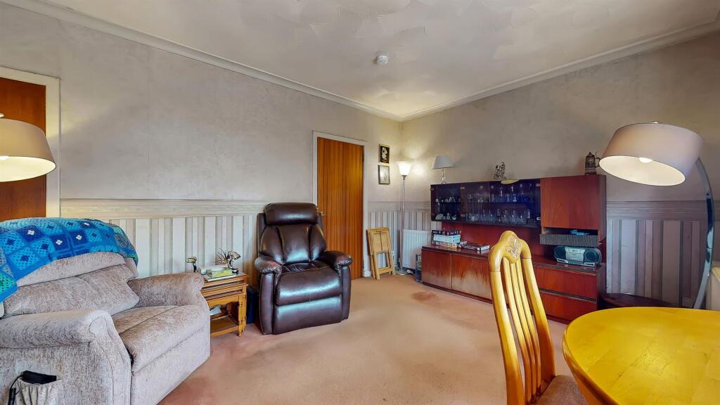 Dyke Road, Knightswood, Glasgow photo 4