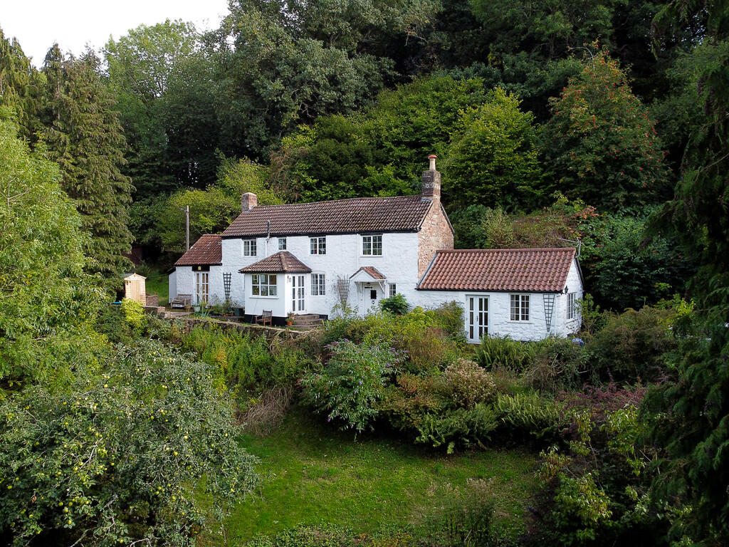 3-bed house on Sawpitts Lane, Symonds Yat, £425,000