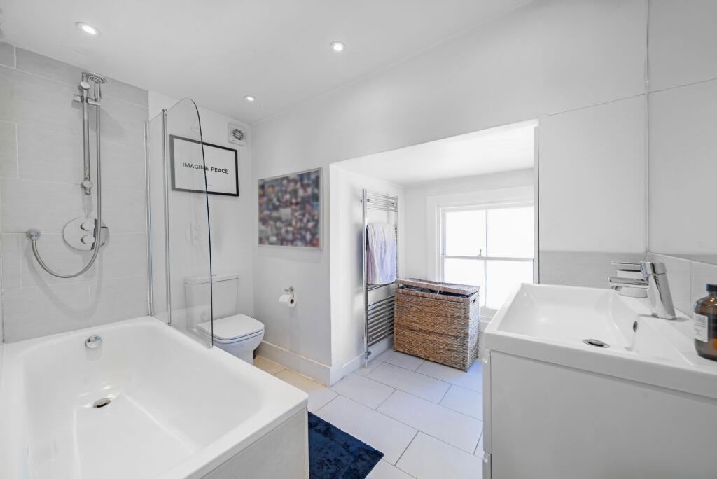 House in London - More
