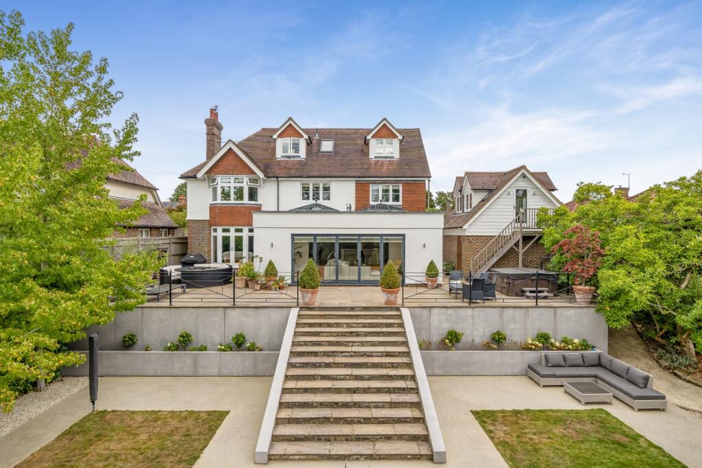 Main image of property: Mount Pleasant, Wadhurst