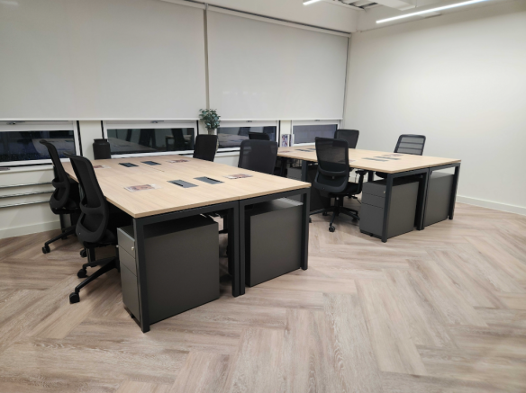 8-10P Office 106