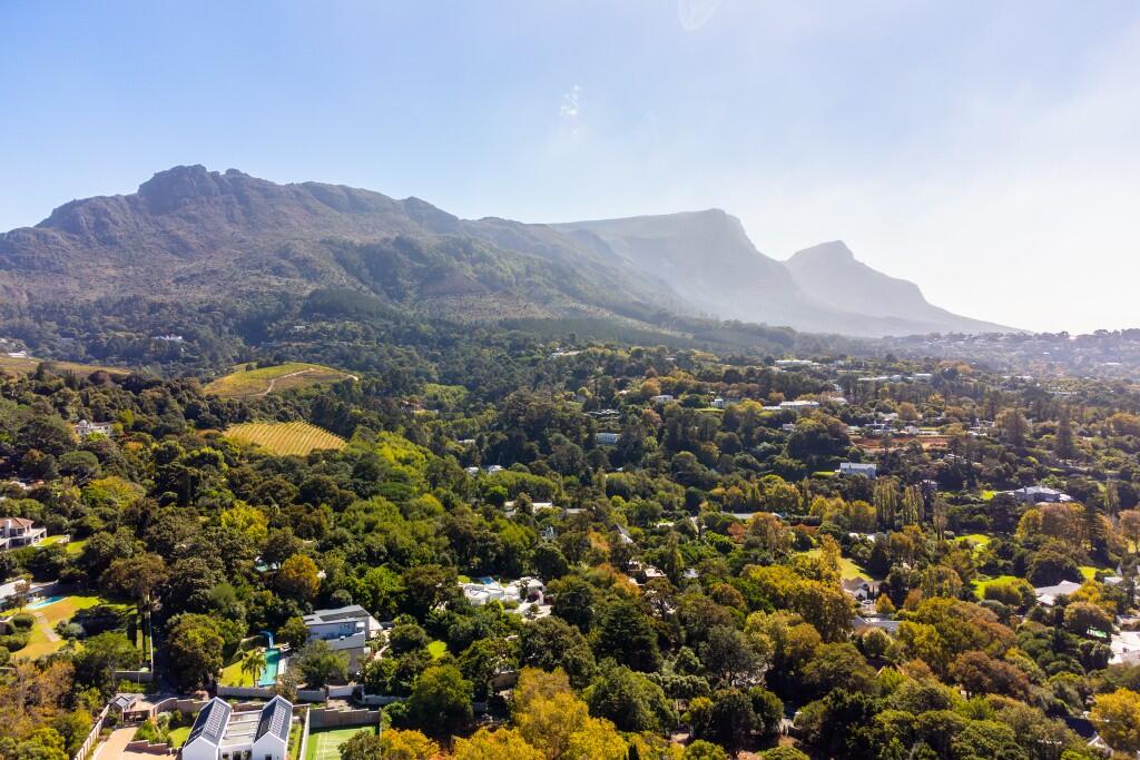 Main image of property: Constantia, Cape Town, Western Cape
