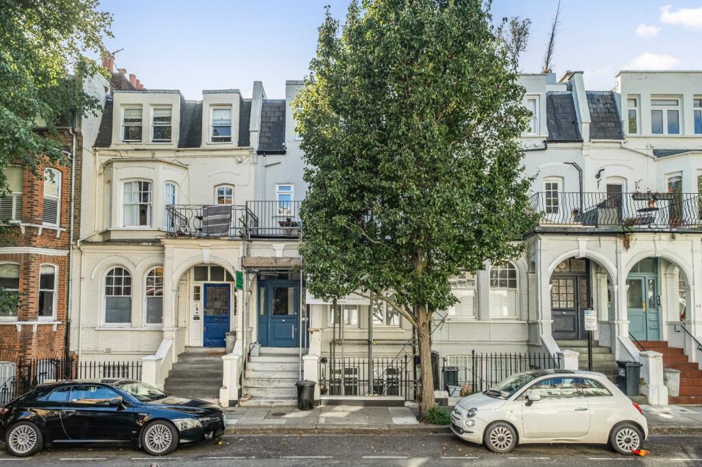 Apartment in London - View 5