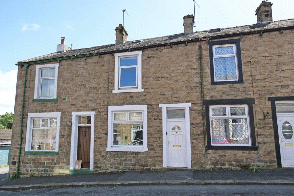 Main image of property: 25 Lincoln Road, Earby, BB18 6QE