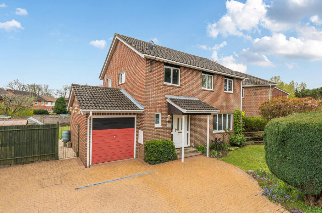 Main image of property: Reeves Way, Wokingham, Berkshire, RG41