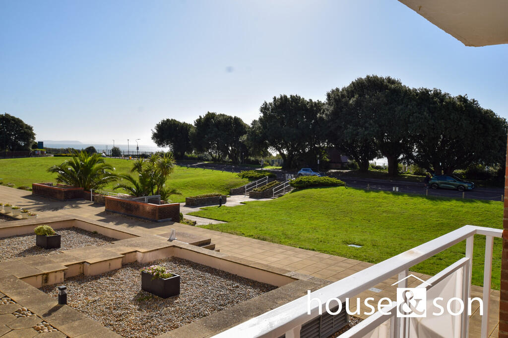 Main image of property: Elizabeth Court, Grove Road, East Cliff, Bournemouth, BH1