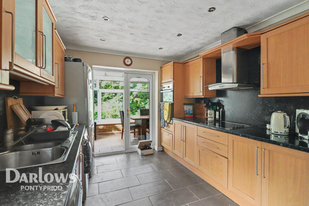 House in Pontypridd, Rhondda Cynon Taf - More