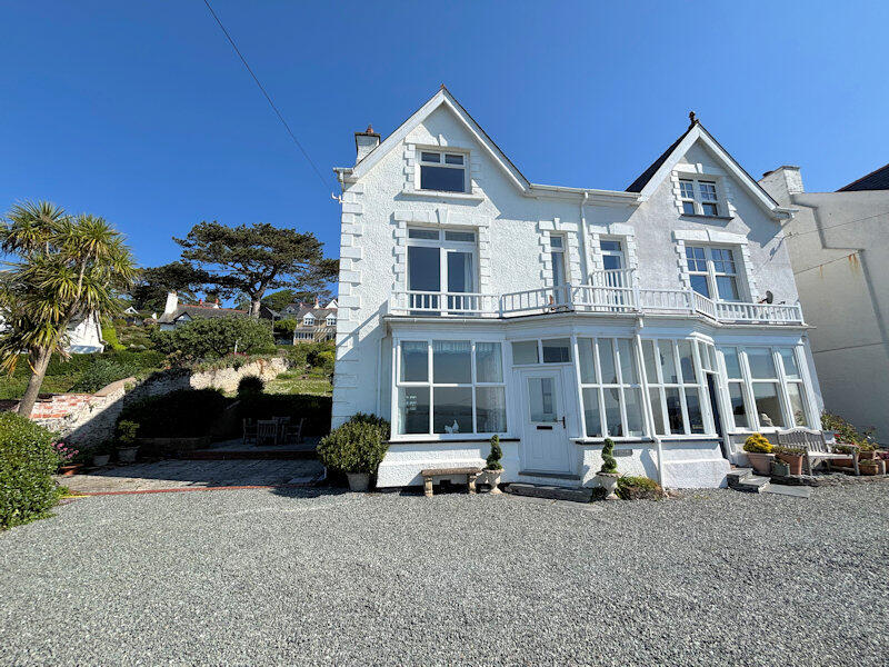 4 Hillside, Aberdyfi, Gwynedd, Mid Wales, LL35 photo 3
