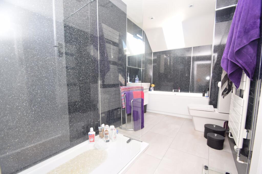 Additional image 7 of Annexe Finstall Road, Finstall, Bromsgrove, Worcestershire, B60