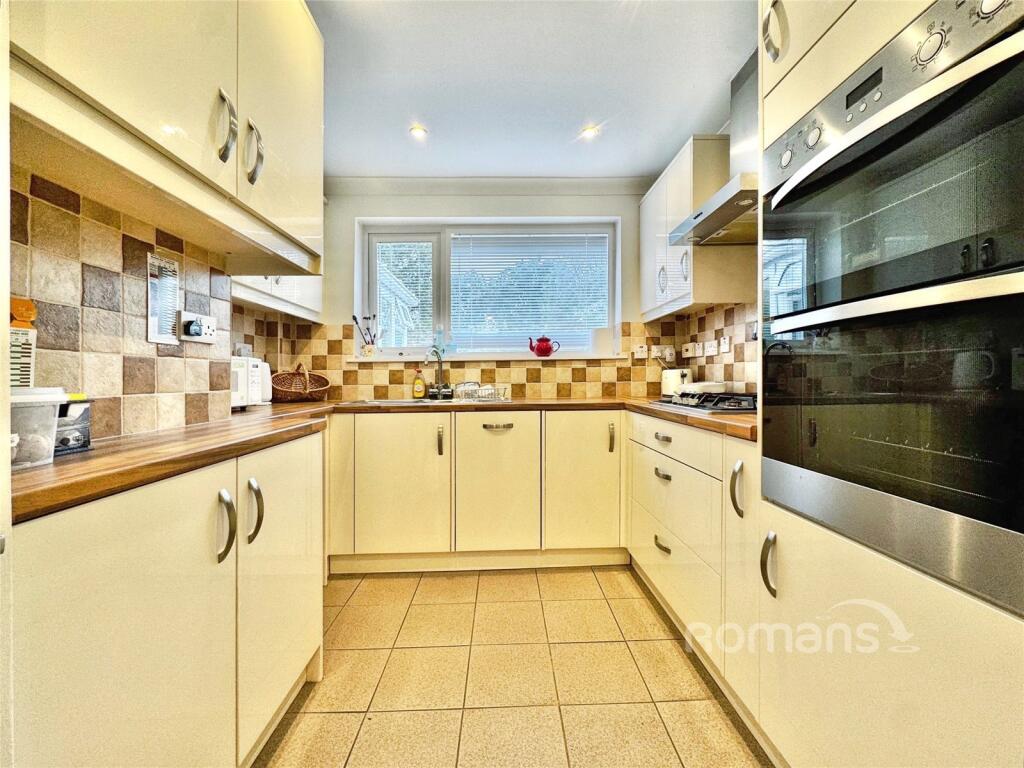 Chiltern Road, Sandhurst, Berkshire photo 4