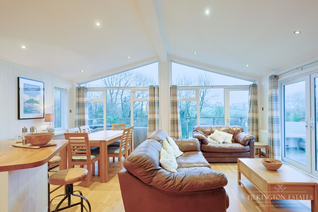 Stonerush Lakes, Lanreath, Looe, Cornwall, PL13 photo 2
