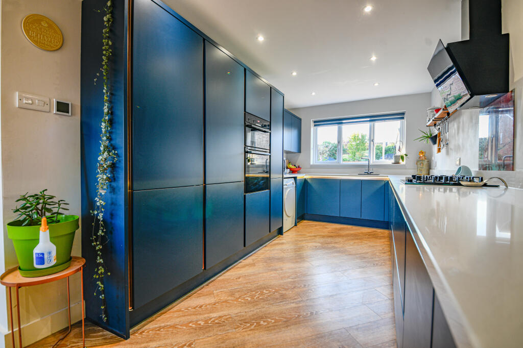 House in Southampton - View 5