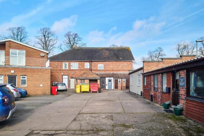 EXT_DSC_3942_26.02.25_ASP_High St Wombourne_HI RES