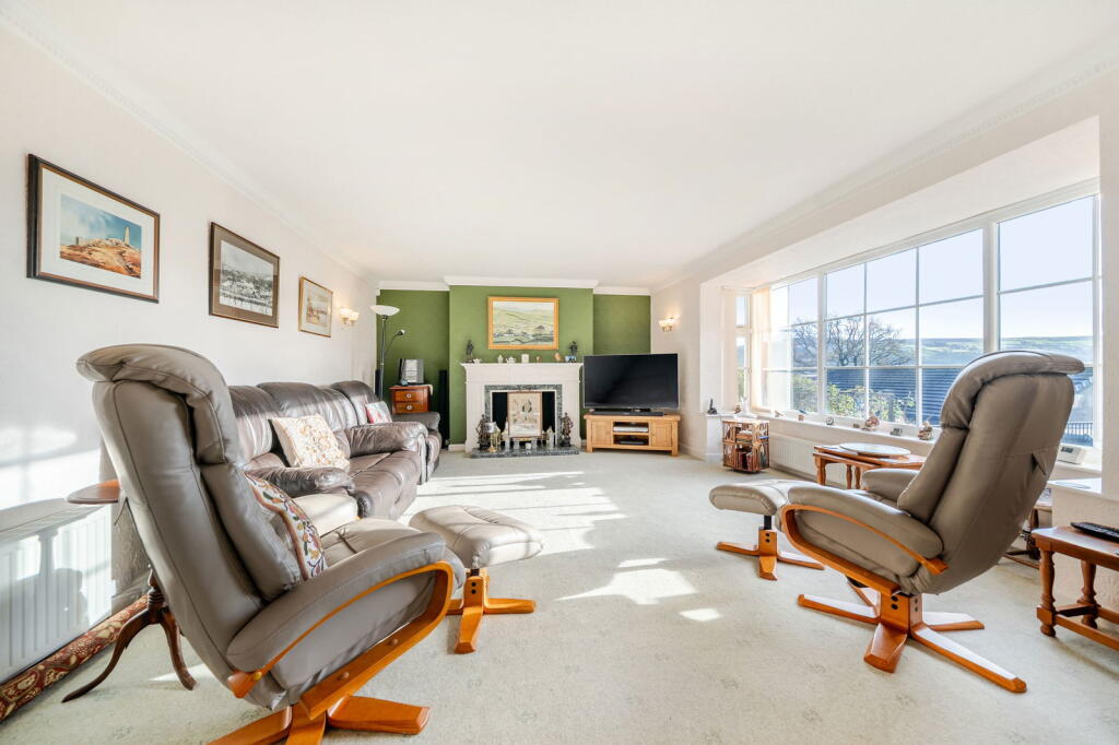 Park Road, Cross Hills, North Yorkshire, BD20 8BG photo 2