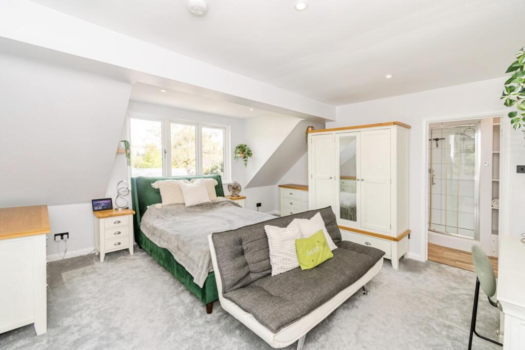 House in Southampton - View 3