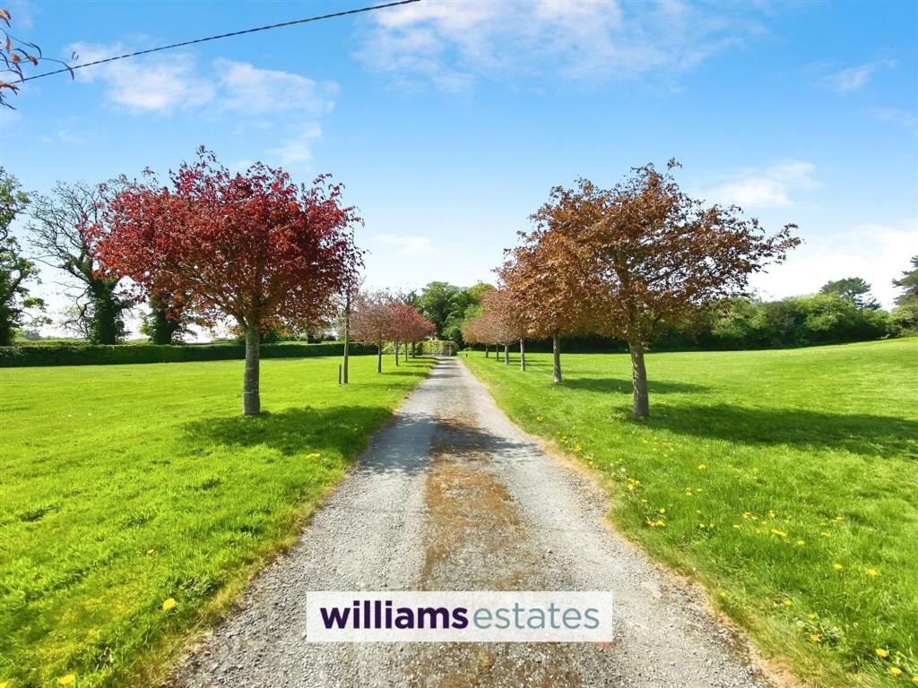 Gwernaffield Road, Gwernaffield, CH7 photo 2