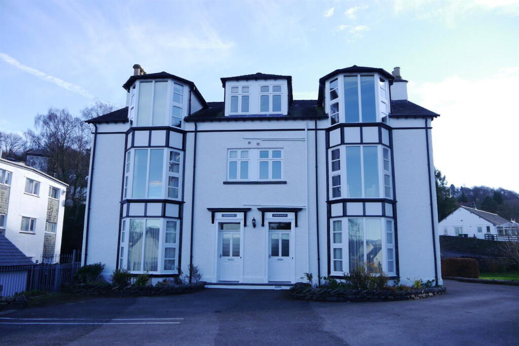 Main image of property: Silver Howe, Flat 4, Green Bank Chase, Bowness On Windermere, Cumbria, LA23 3BW