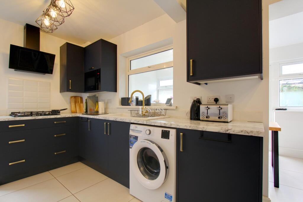 Thornbury Close, Rhiwbina, Cardiff photo 4