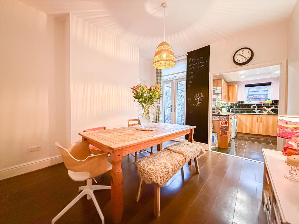 Wainwright Grove, Liverpool, L19 - View 5