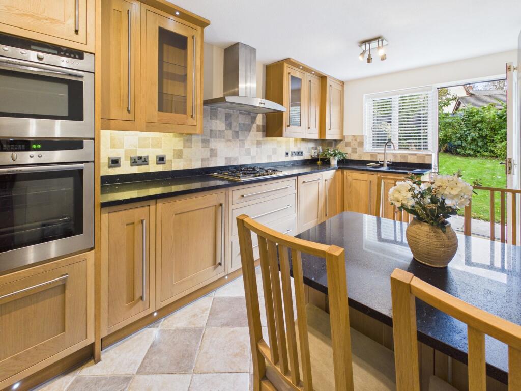 House in Abergavenny - View 2