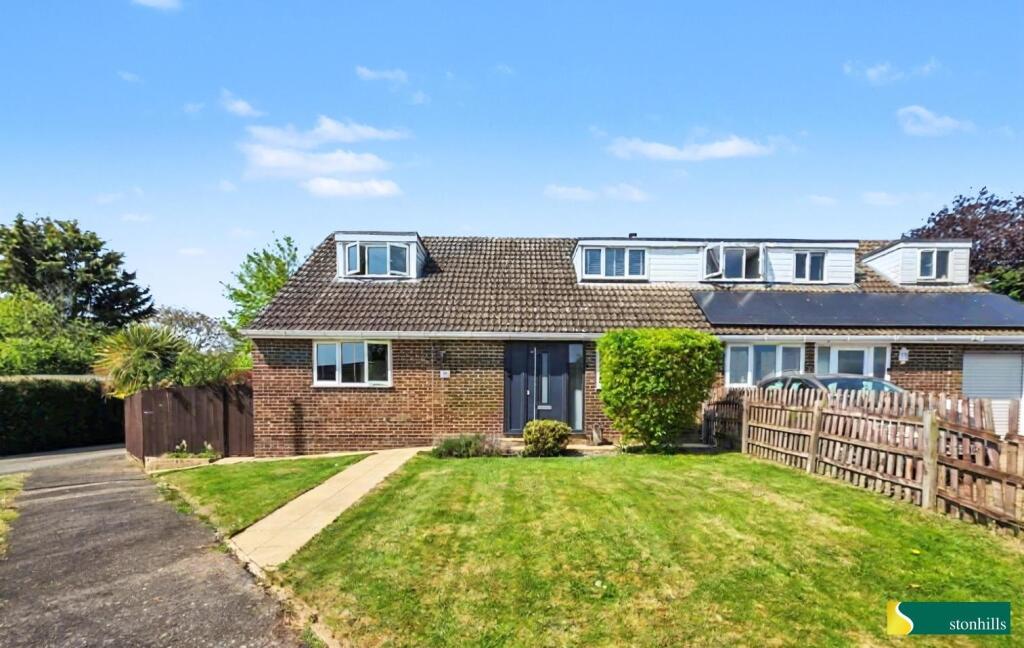 4-bed semi-detached on Manor Close, Harpole, Northampton, £425,000
