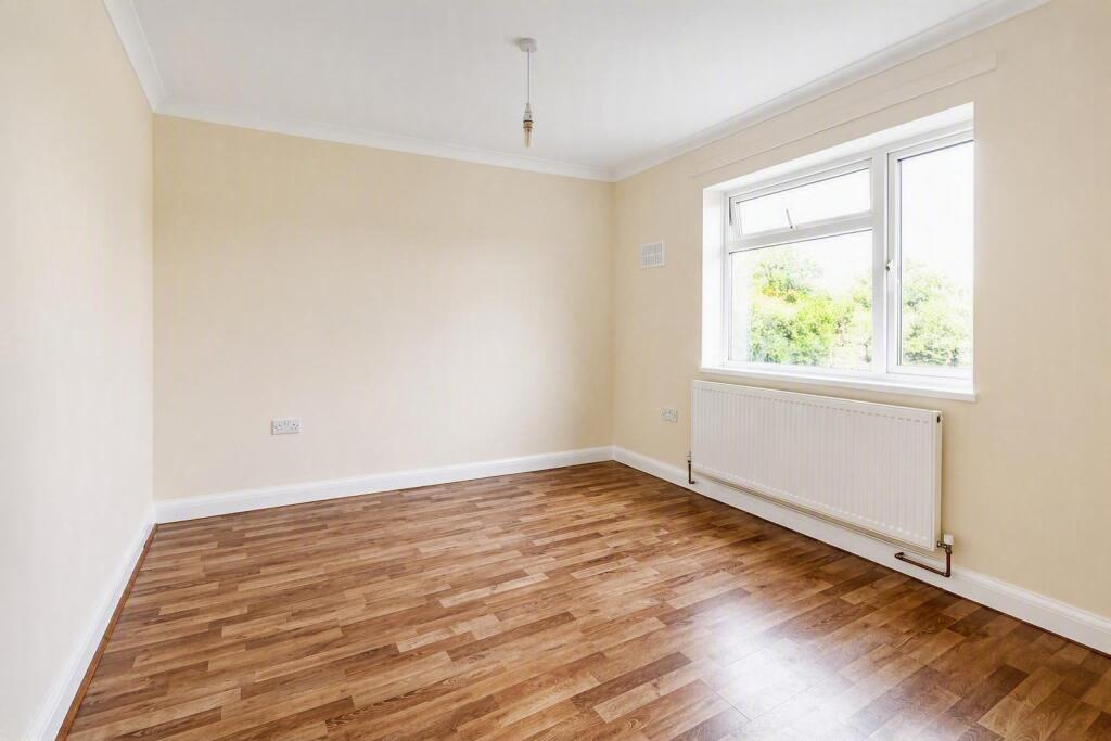 Apartment in Twickenham - View 4