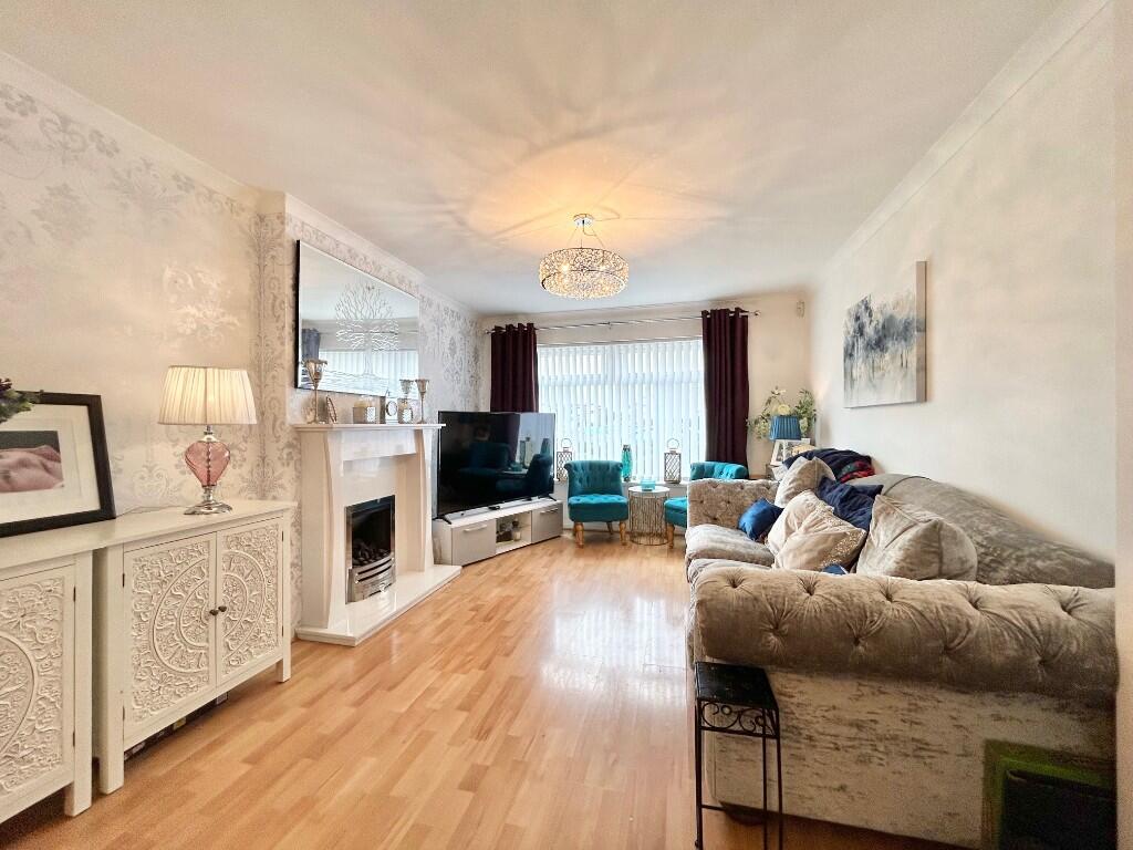 House in Sefton, Liverpool City Region - View 3