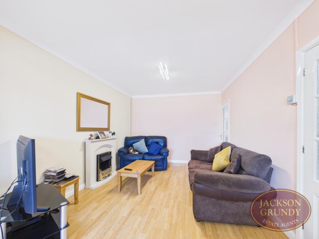 Landsdown Drive, Westone, NN3 3ED photo 4