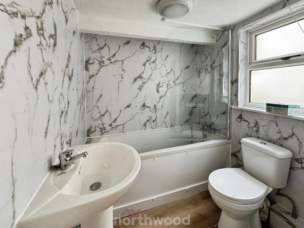 House in Doncaster - View 4