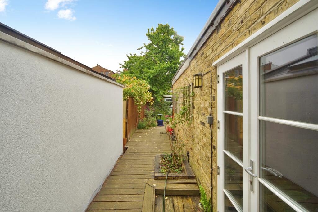 Apartment in London, Crouch Hall Park, Crouch End - View 5