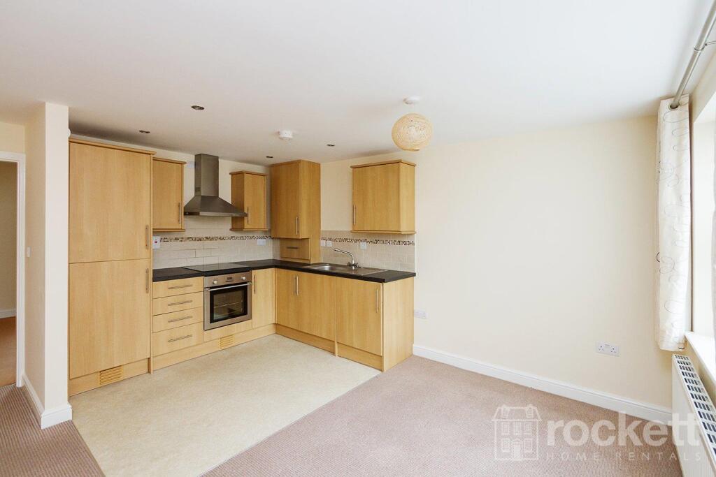 Apartment in Stoke-on-Trent - More