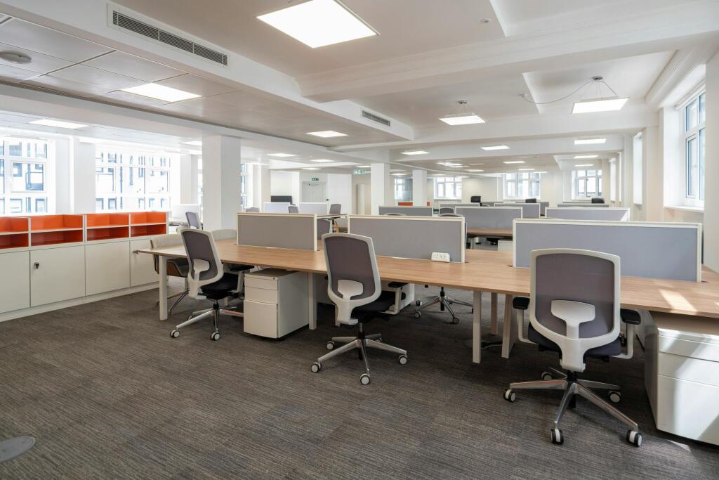 MC4414-4305-HR-2LR.jpg