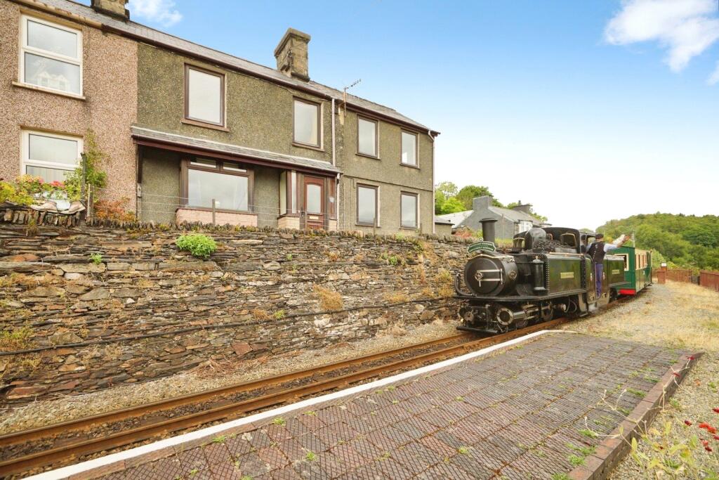 Main image of property: Railway Terrace, PENRHYNDEUDRAETH, Gwynedd, LL48