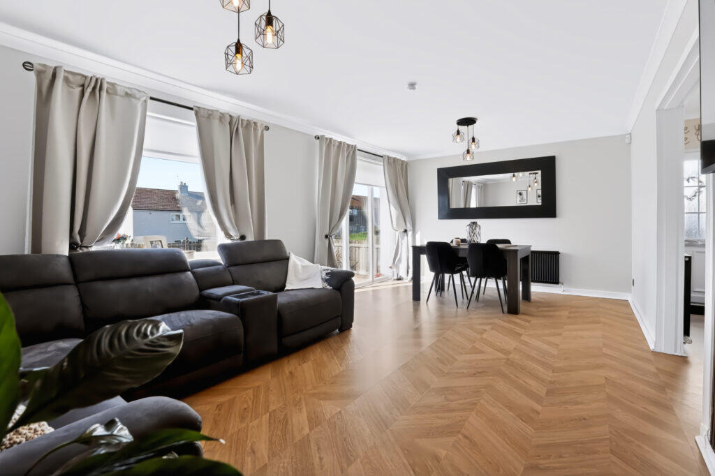 House in Glasgow, West Dunbartonshire - View 4