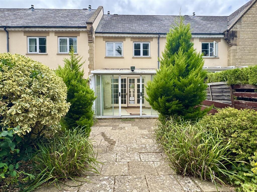Main image of property: Central Cirencester
