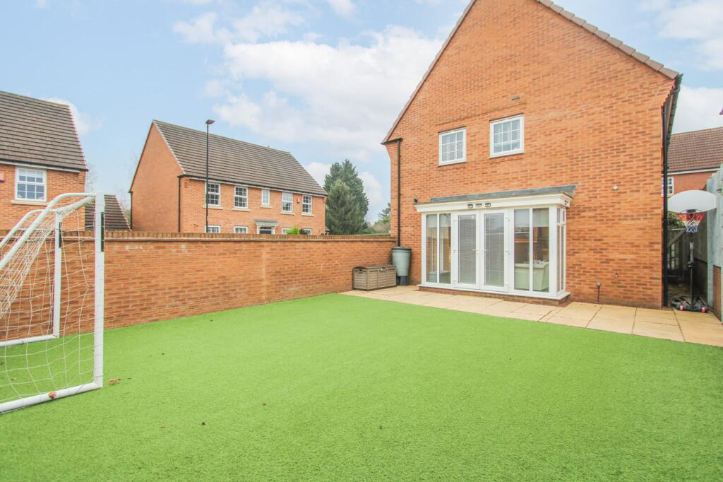 Hillcrest Drive, Branton, Doncaster, DN3 photo 3