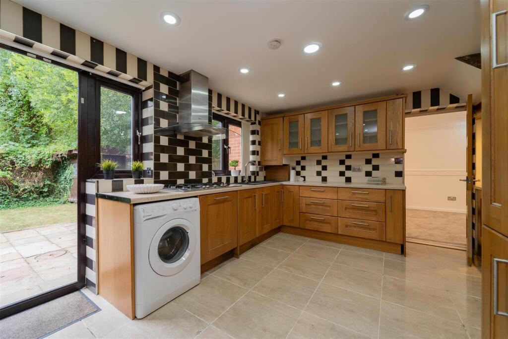 House in Manchester, Whalley Range - View 4
