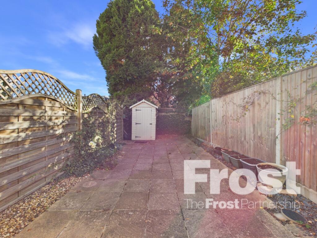 House in Slough - View 2