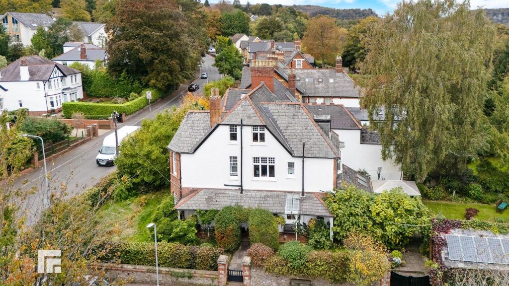 Check out this 7 bedroom semi-detached house for sale on Rightmove — photo 3
