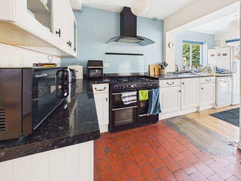 House in Adur, Shoreham-by-Sea - View 6