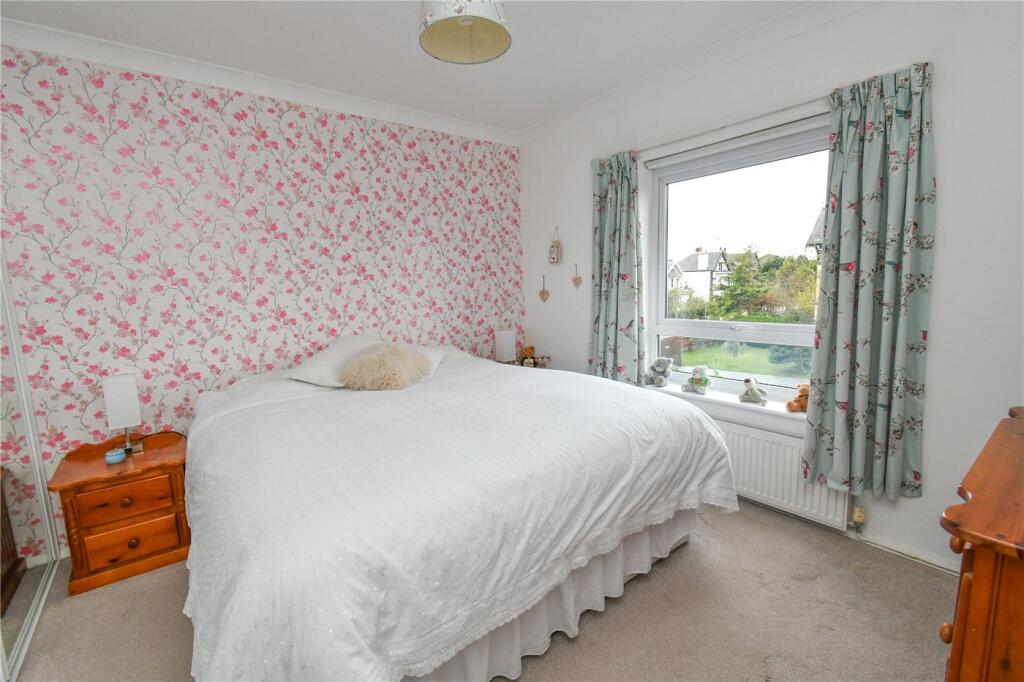 Meols Drive, West Kirby, Wirral photo 4