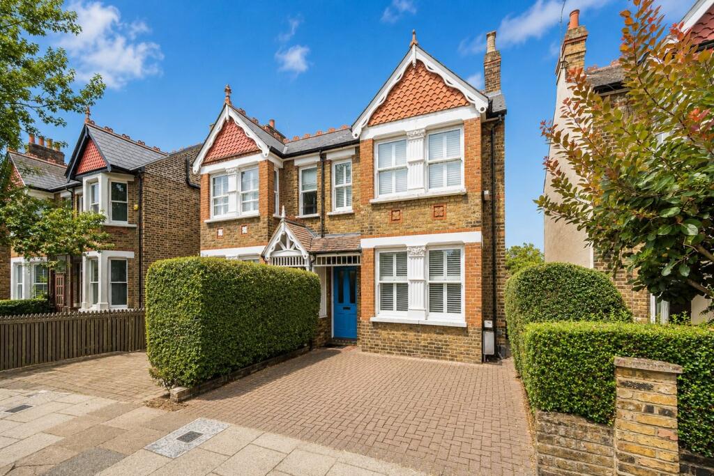 Main image of property: Lynton Avenue, West Ealing, Ealing, W13