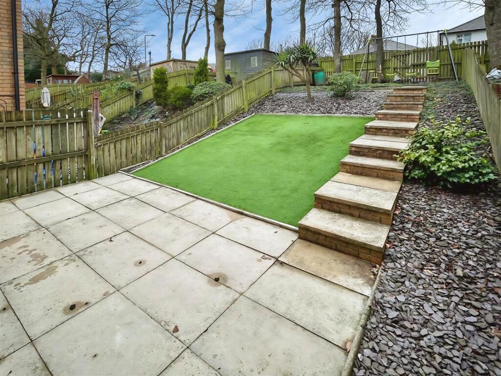 Additional image 11 of Lime Tree Square, Shipley