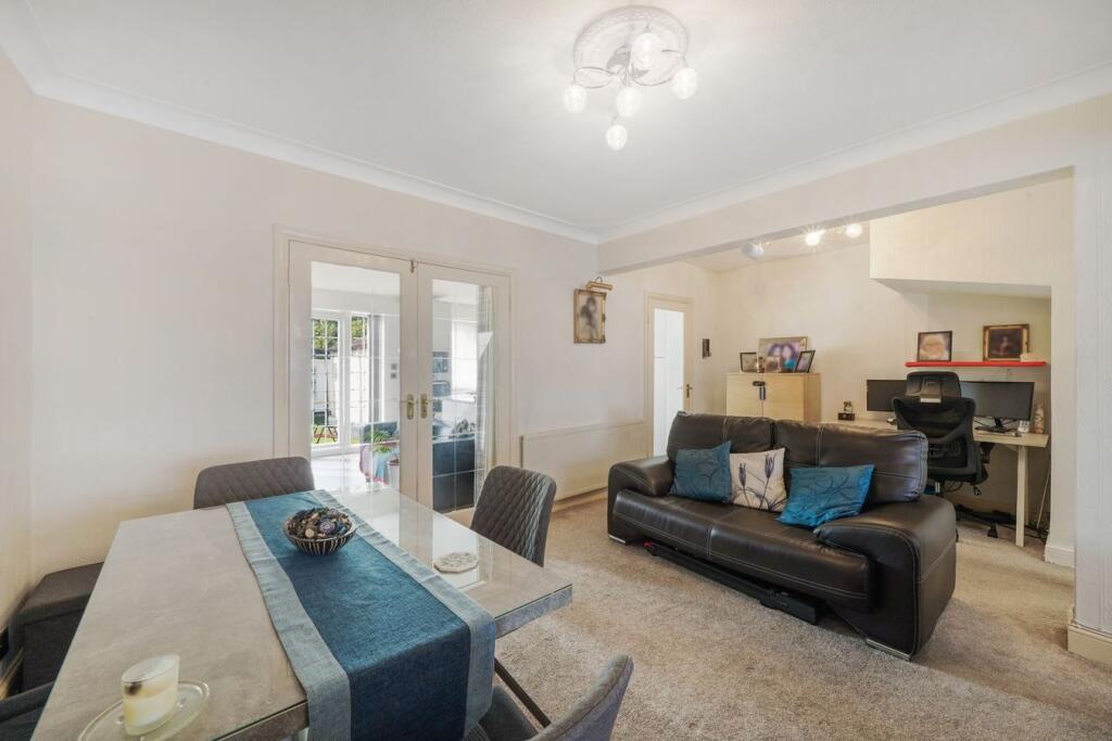 House in London, Stanmore - View 5
