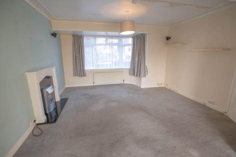 16, Lady Nairn Avenue, Kirkcaldy photo 5